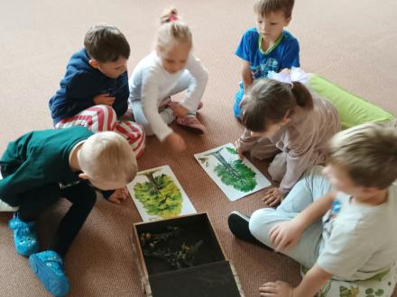 Pod dubem, za dubem