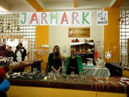 Rozsvěcení vánočního stromu, vánoční jarmark